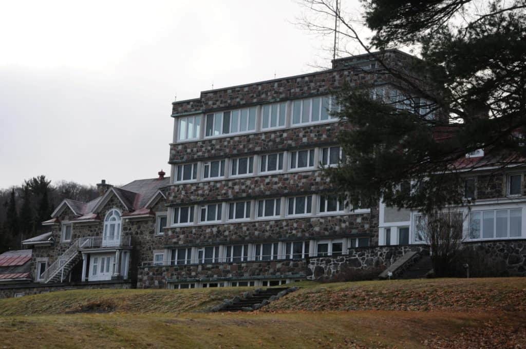 Stonehaven acheté par des promoteurs sérieux