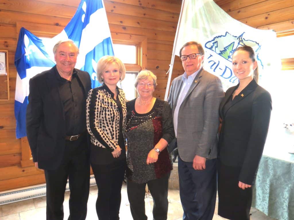 La ministre Julie Boulet en visite à Val-David