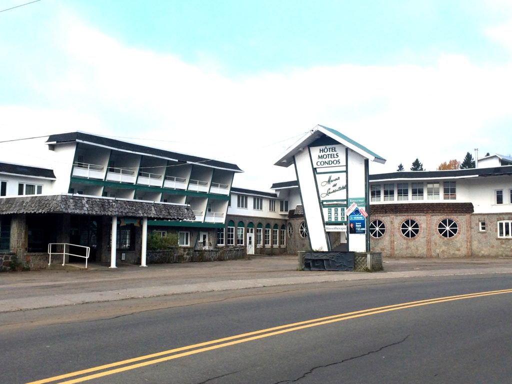 Un important complexe résidentiel et commercial à Saint-Donat
