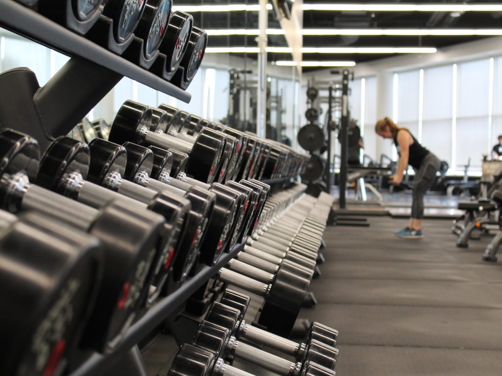 Les gyms et les plateaux sportifs reprennent du service