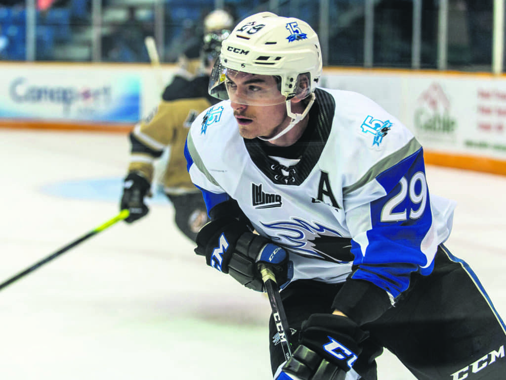 Jeffrey Durocher persévère sur la glace et en classe