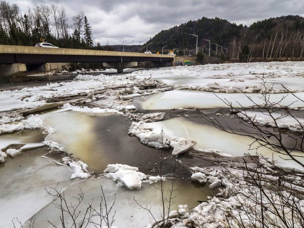 Embâcle sur la rivière Rouge: la situation est sous contrôle