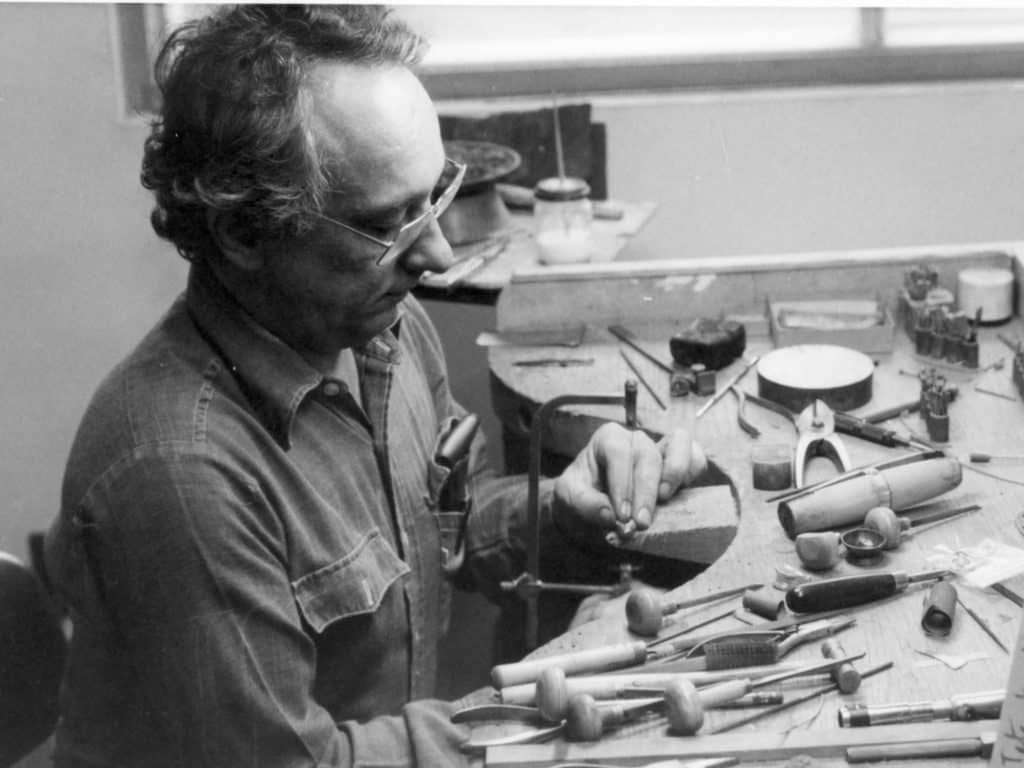 Atelier Bernard Chaudron à Val-David | La constance de l’étain