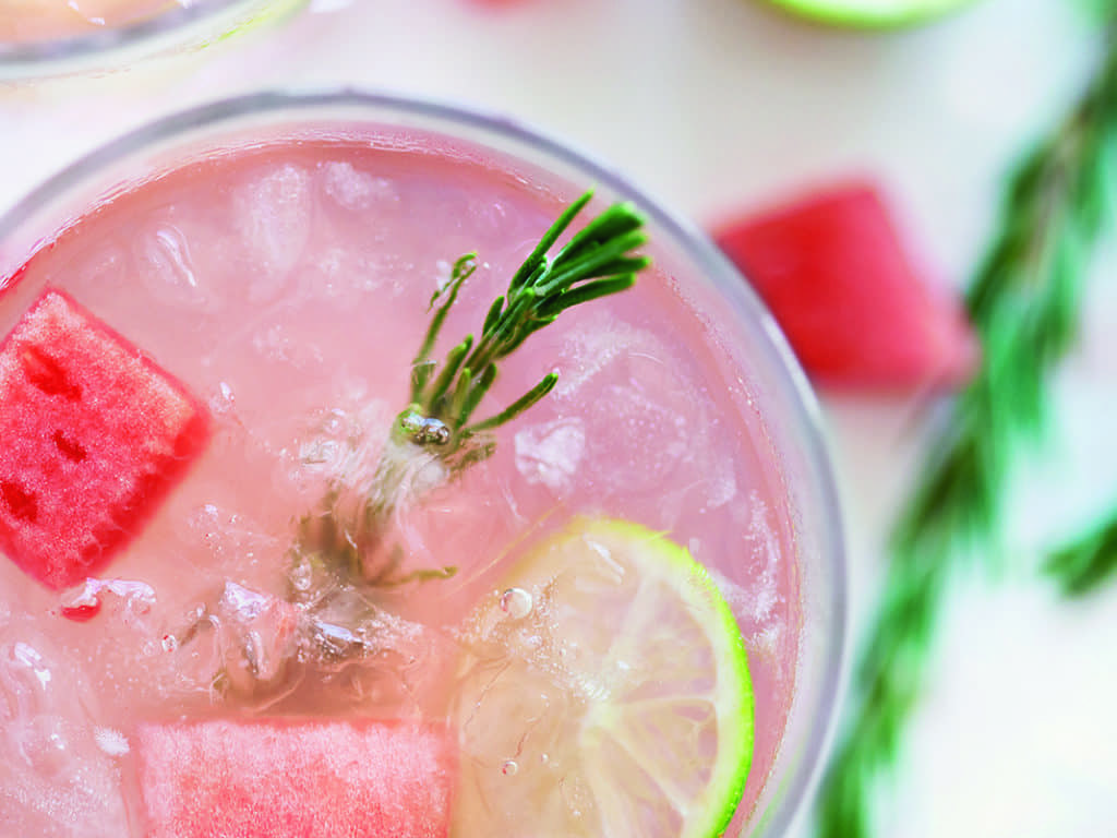 Mocktail frais au melon d’eau et au pamplemousse