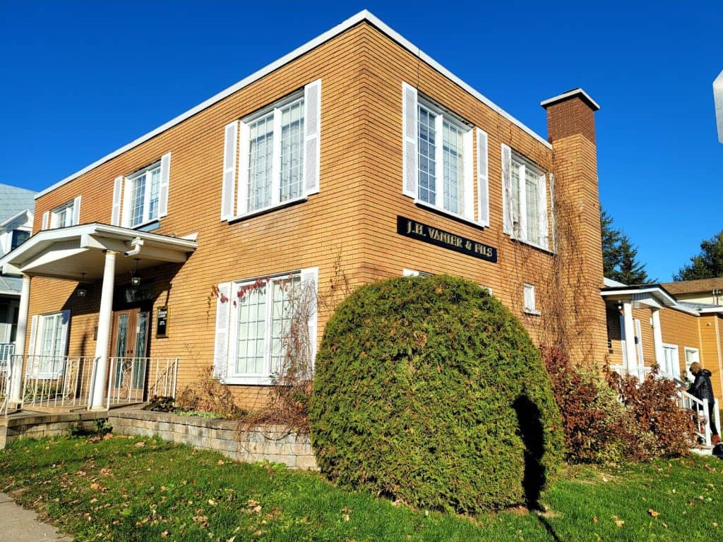 Les Résidences Funéraires J.H. Vanier et Fils vendues