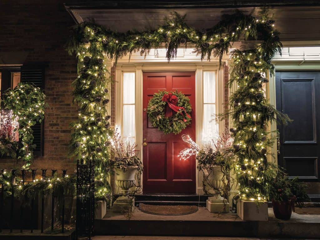 Idées déco pour sublimer votre porche pour Noël