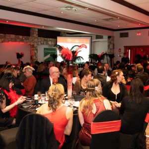 Cette soirée était haute en couleur et en plumes sous le thème « Burlesque », empreinte de plaisir, d’émotions, de reconnaissance et de réseautage. (Photo André Chevrier)