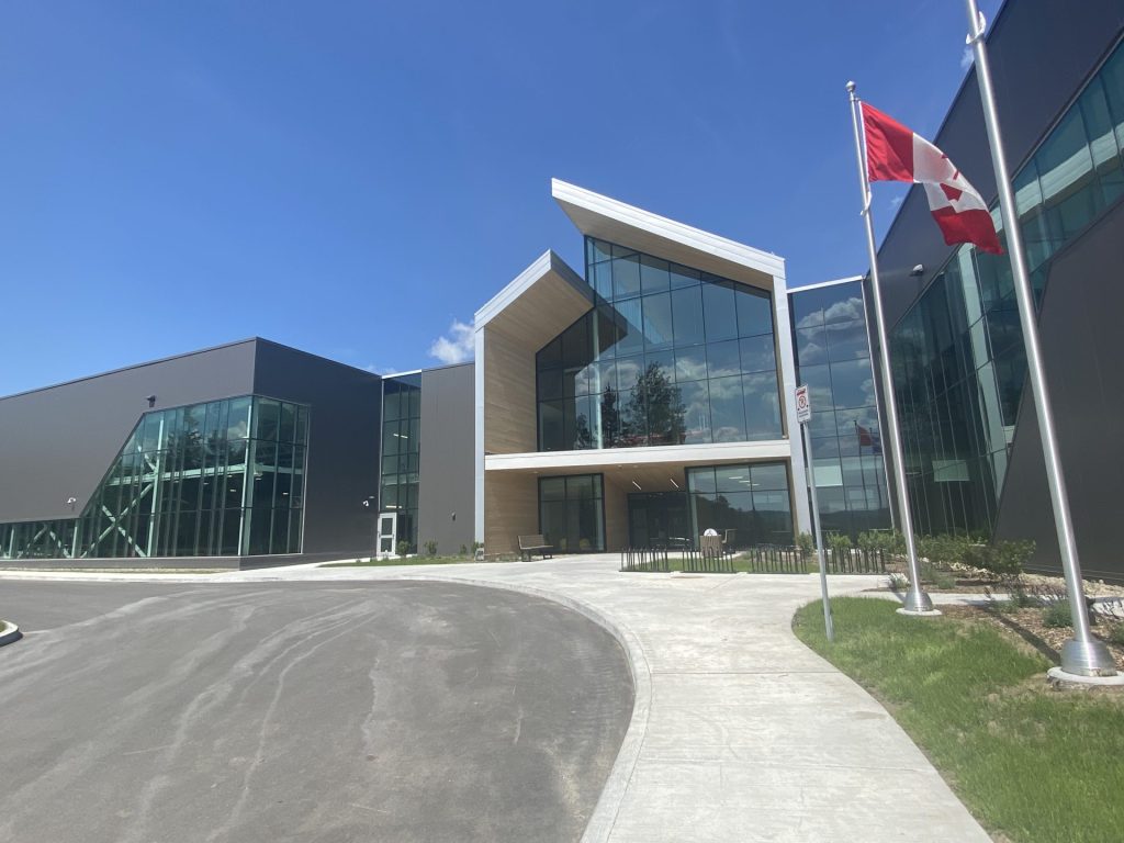 Le Centre sportif Pays-d’en-Haut ouvre officiellement ses portes