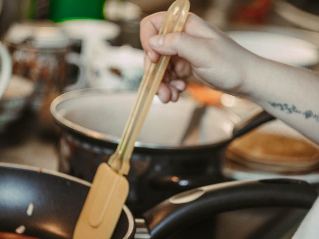 S’évader de son quotidien du Centre jeunesse en cuisinant