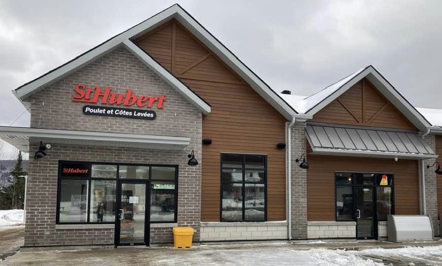 Un premier St-Hubert ouvre ses portes à Saint-Donat