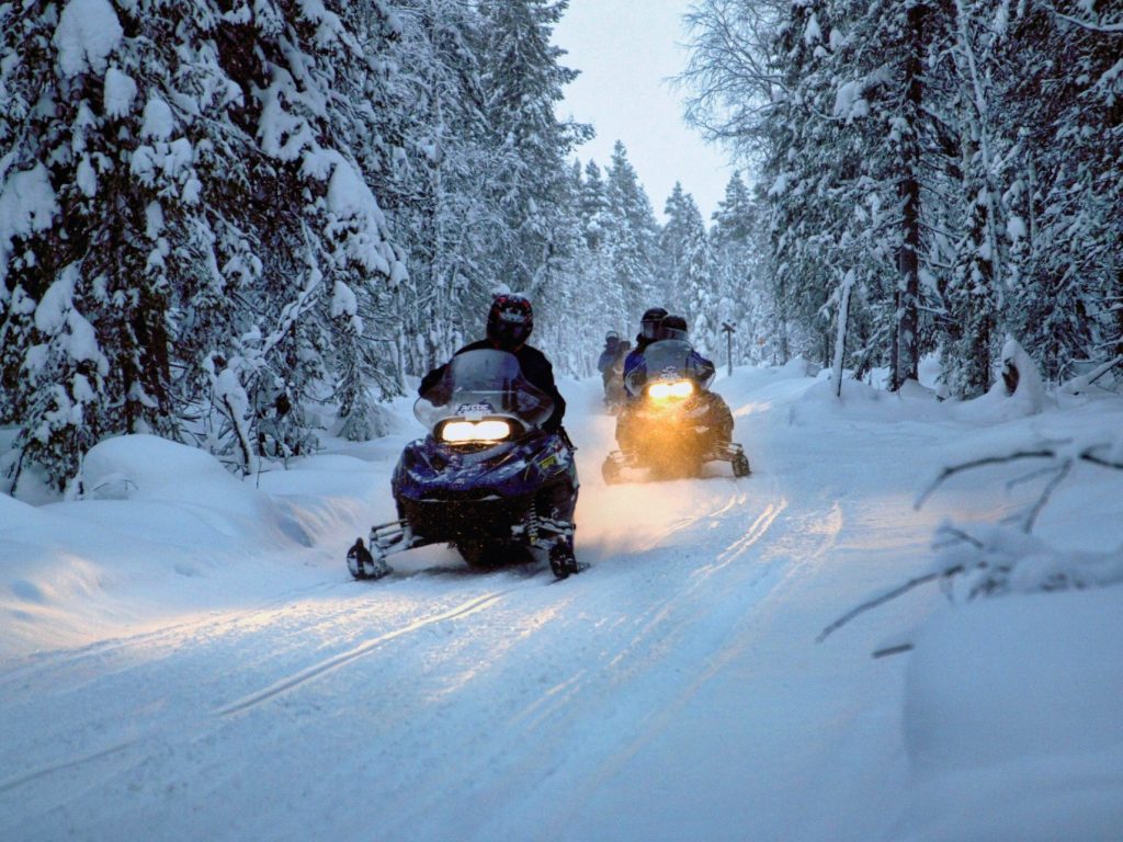 Les nombreux motoneigistes bientôt de retour sur les pistes