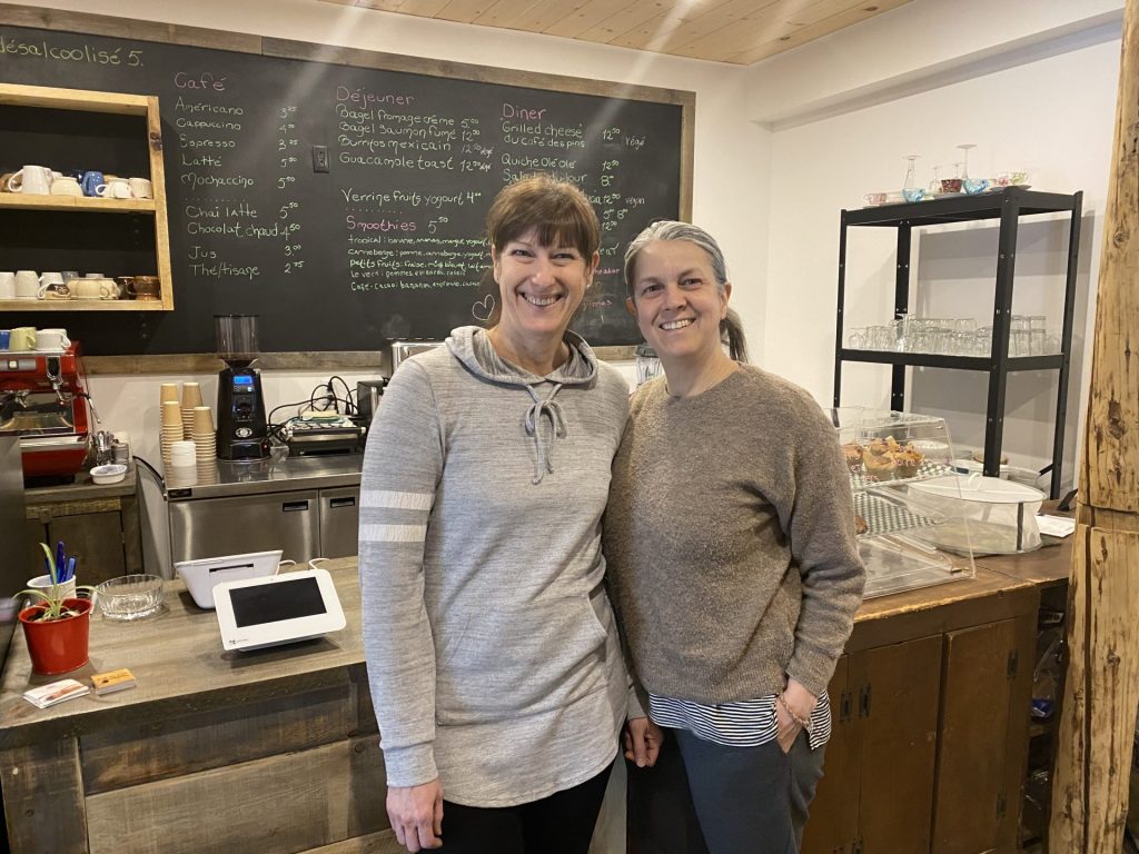 Le Café des Pins veut aider la Coop du Coin