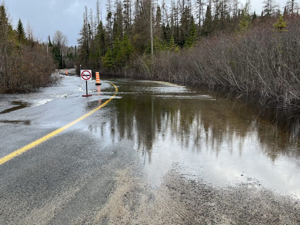 Inondations : l’alerte toujours en vigueur