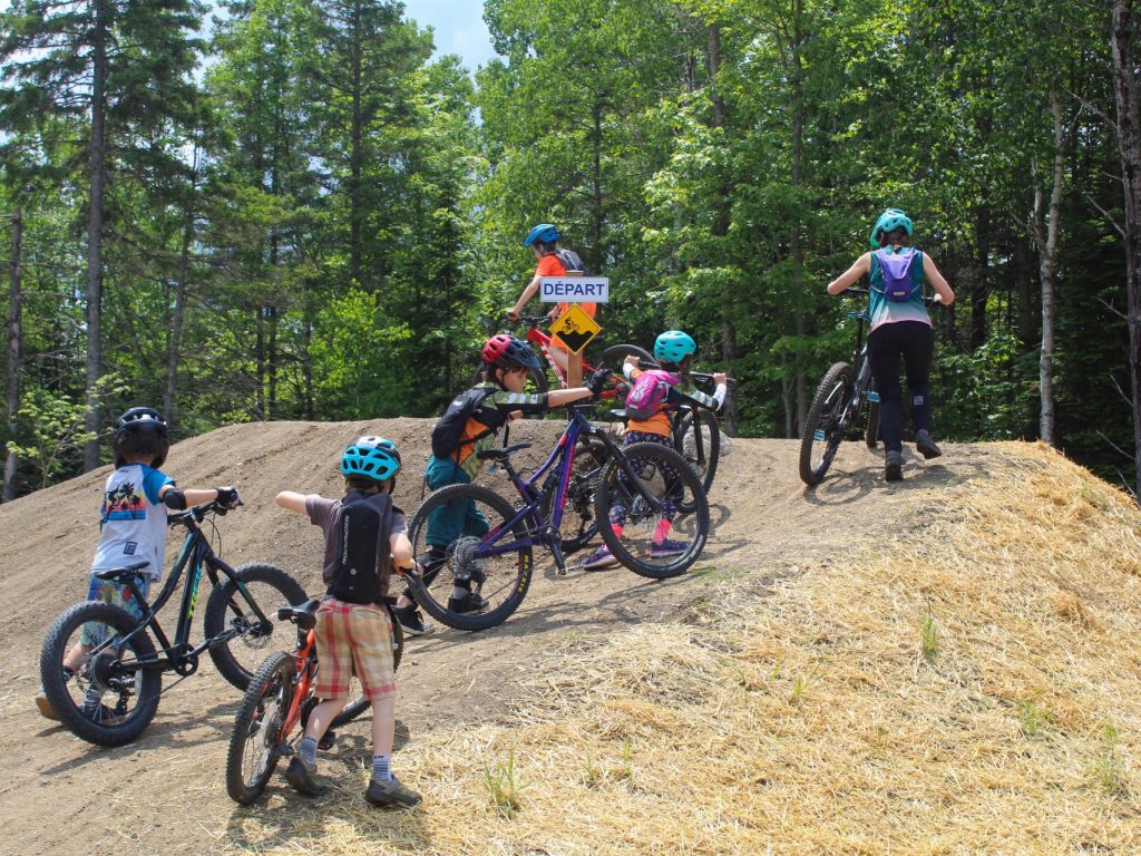 Une inauguration réussie pour le nouveau vélo-parc de Val-Morin