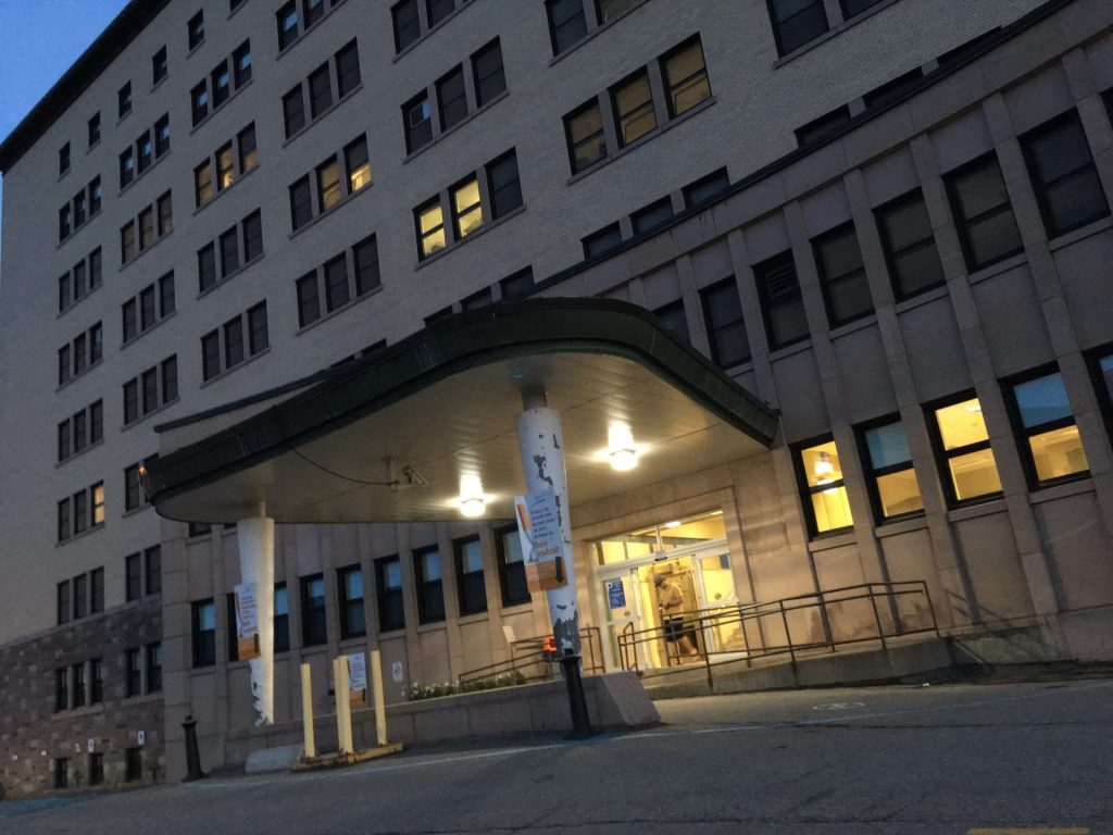 Hôpital de Rivière-Rouge : les efforts « immenses » de recrutement ne suffisent pas