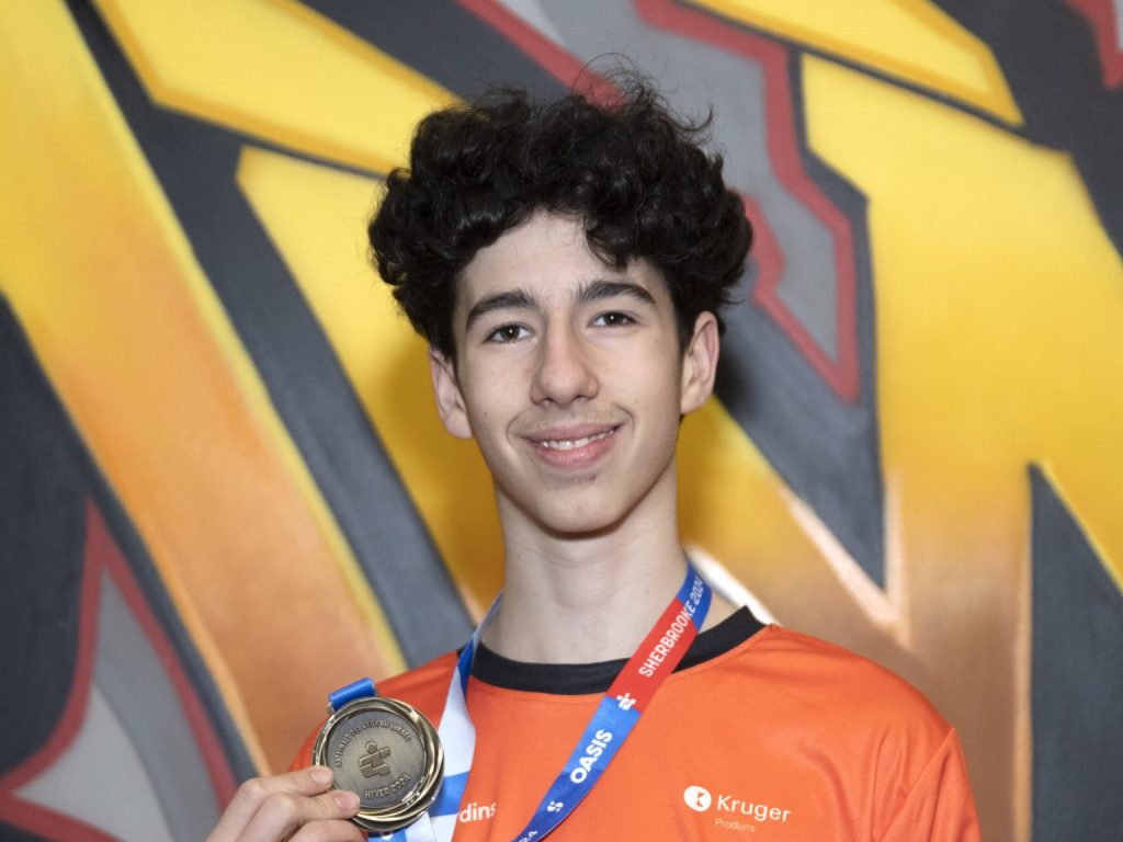 Mathieu Lebel de Mont-Tremblant a remporté la médaille l’or en boxe aux Jeux du Québec de Sherbrooke le 4 mars dernier.
Photo-Jean-Marie Savard