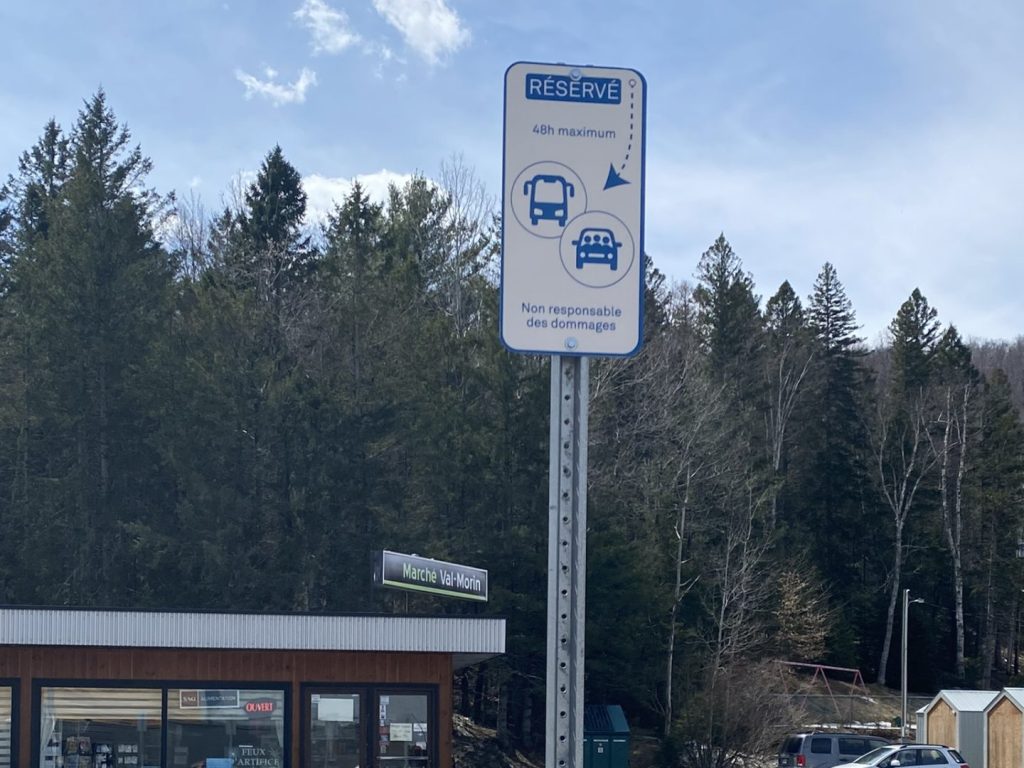 Laurentides: des stationnements incitatifs pour diminuer l’empreinte carbone