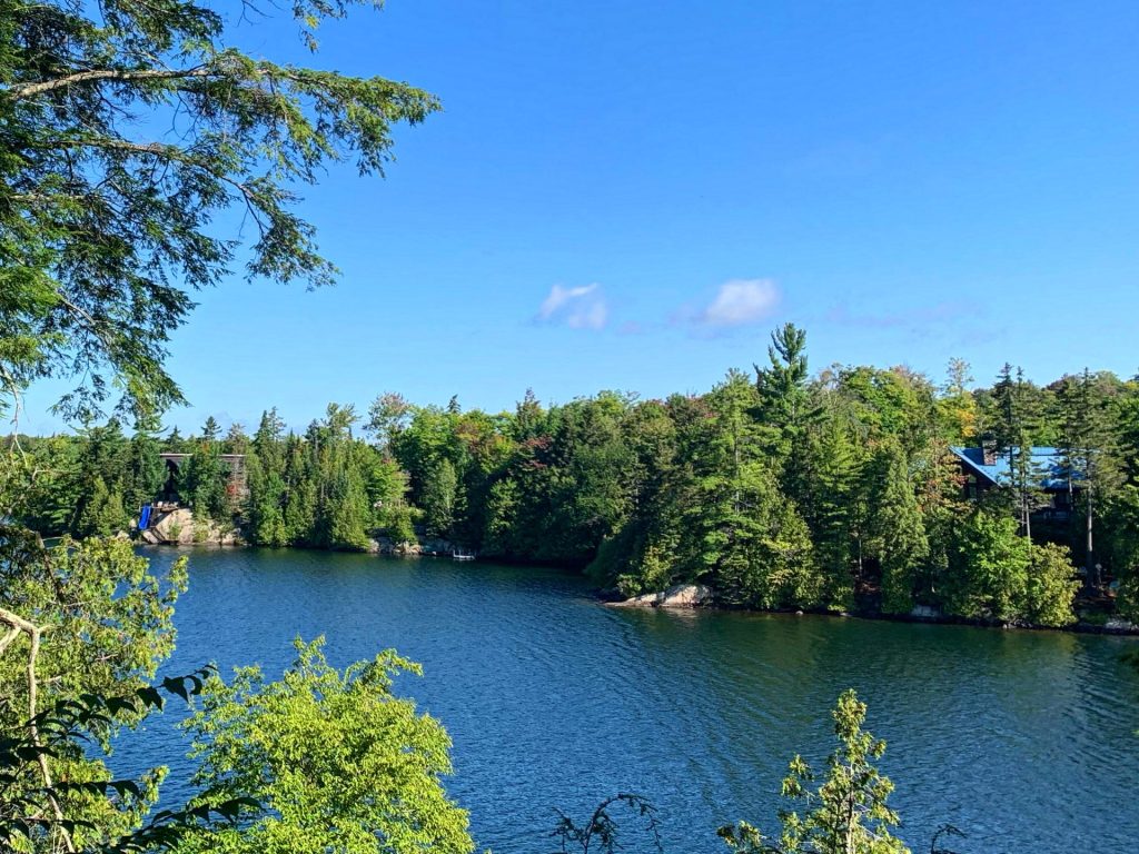 Immobilier : les lacs laurentiens, éternels?