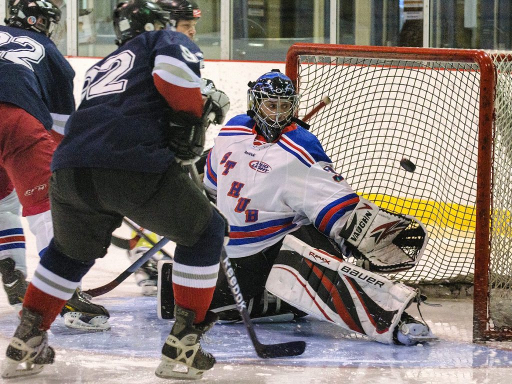 Le tournoi de hockey 4 VS 4 Francis Robidoux se tient du 3 au 5 mai