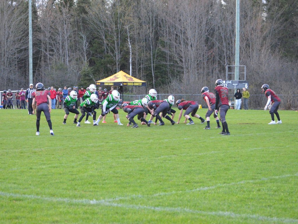 Une victoire sans équivoque, suivie d’une défaite crève-cœur pour les DesMonts