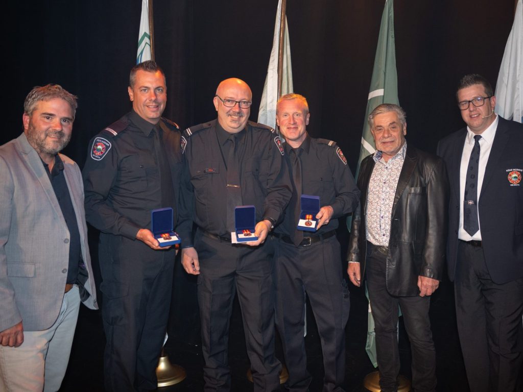 Des pompiers honorés