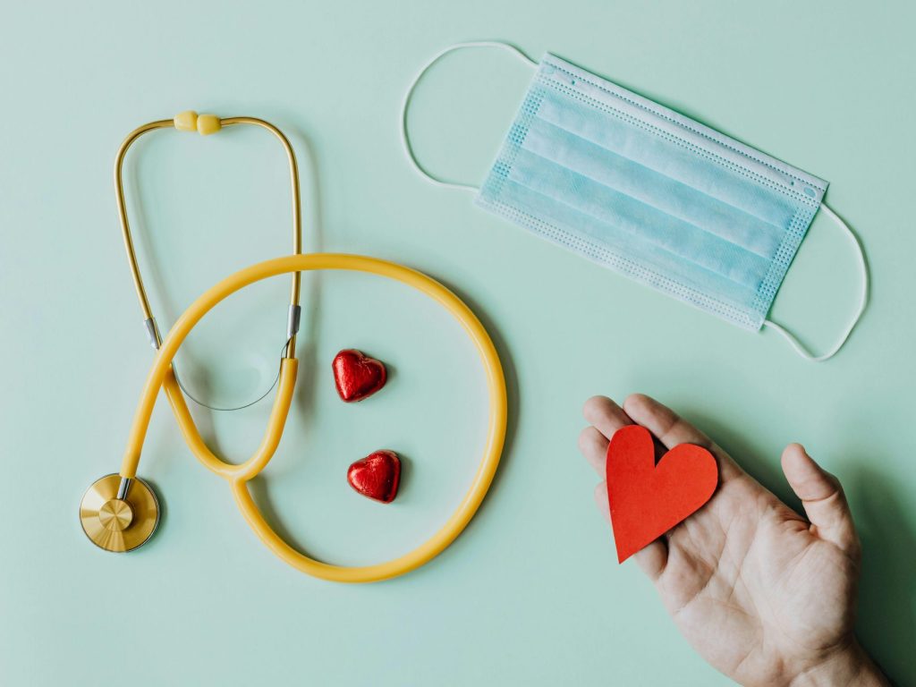 L’importance des dispositifs médicaux connectés dans les soins de santé