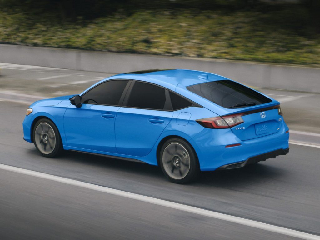 Nouvelles motorisations dont une hybride pour la Honda Civic à hayon 2025