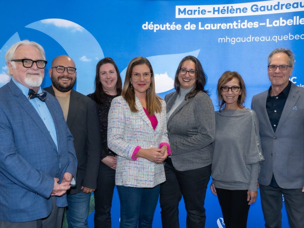 Près de 100 personnes au bureau de la députée Gaudreau