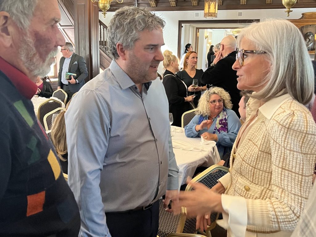 Isabelle Hudon en visite dans les Laurentides