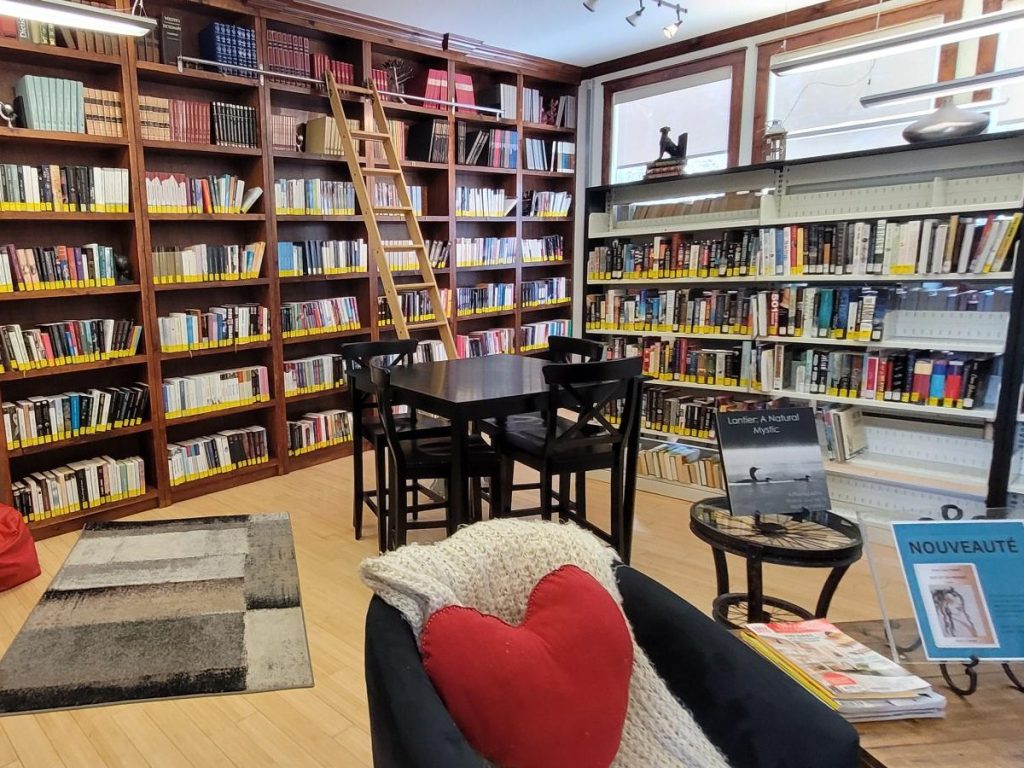Échange annuel de livres à la bibliothèque de Lantier