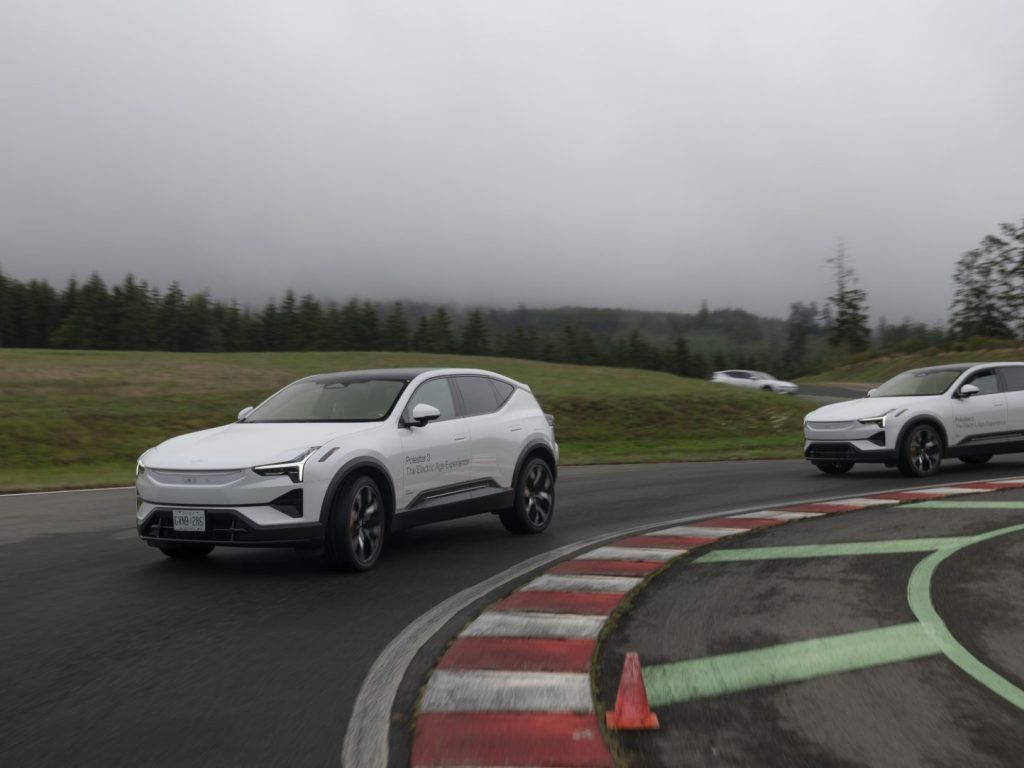 Polestar a fait le plein de Polestar 2, mais les importations sont sur pause en raison des tarifs douaniers
