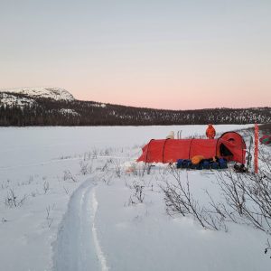 Jour 15, 21 février, campement sur la rivière De Pas Photo gracieuseté
